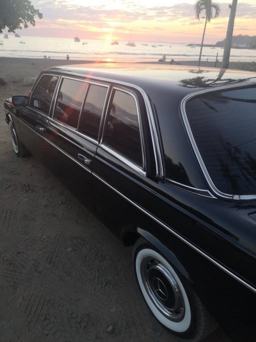 LIMO BEACH SUNSET COSTA RICA